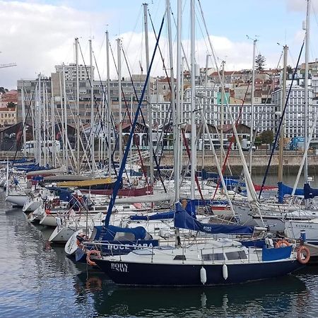 Lisbon Cosy Boat Hotel Екстериор снимка